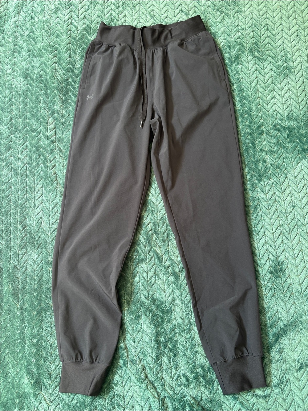 Under Armour Women’s Xs Athletic Jogger Pants